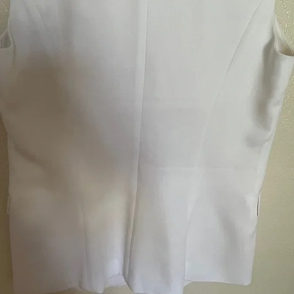 Theory White Vest Waistcoat - Picture 11 of 11